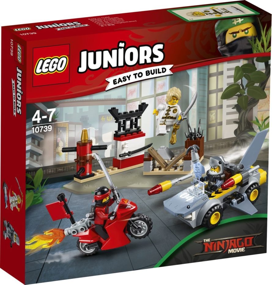 Designer “LEGO Juniors. Shark Attack” (10739)