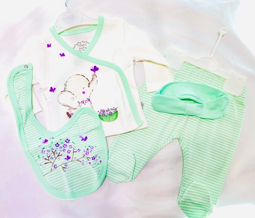 Tongs baby 2164 Suit (pants, blouse, bib and bonnet)